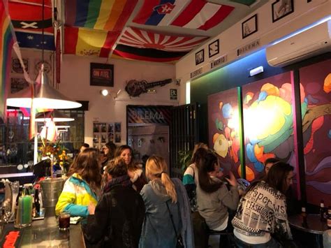 bar gay sevilla|Guia de bares gay e vida noturna para gays em Sevilla